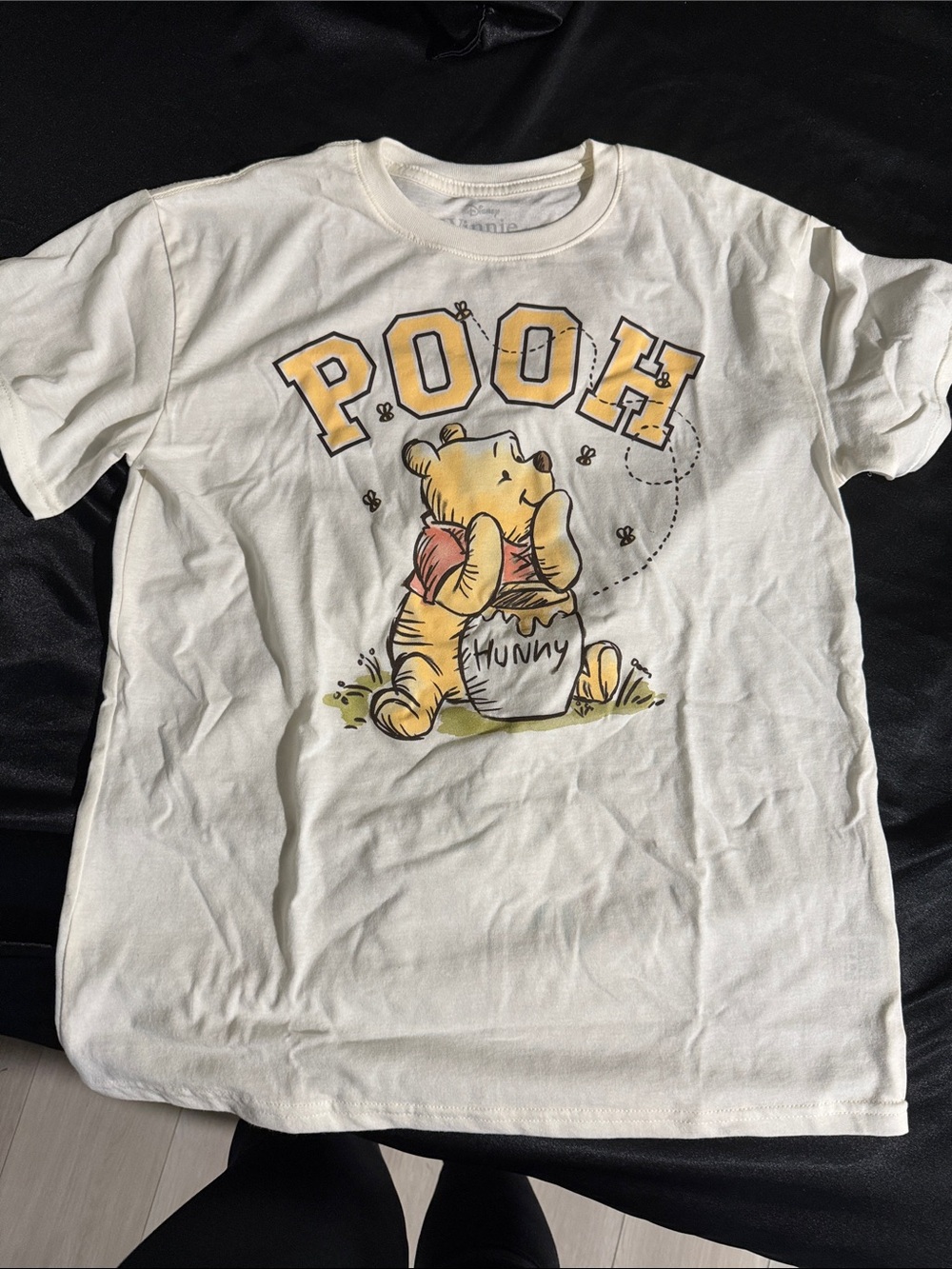 Pooh Graphic Kids White T-Shirt - Classic Winnie the Pooh